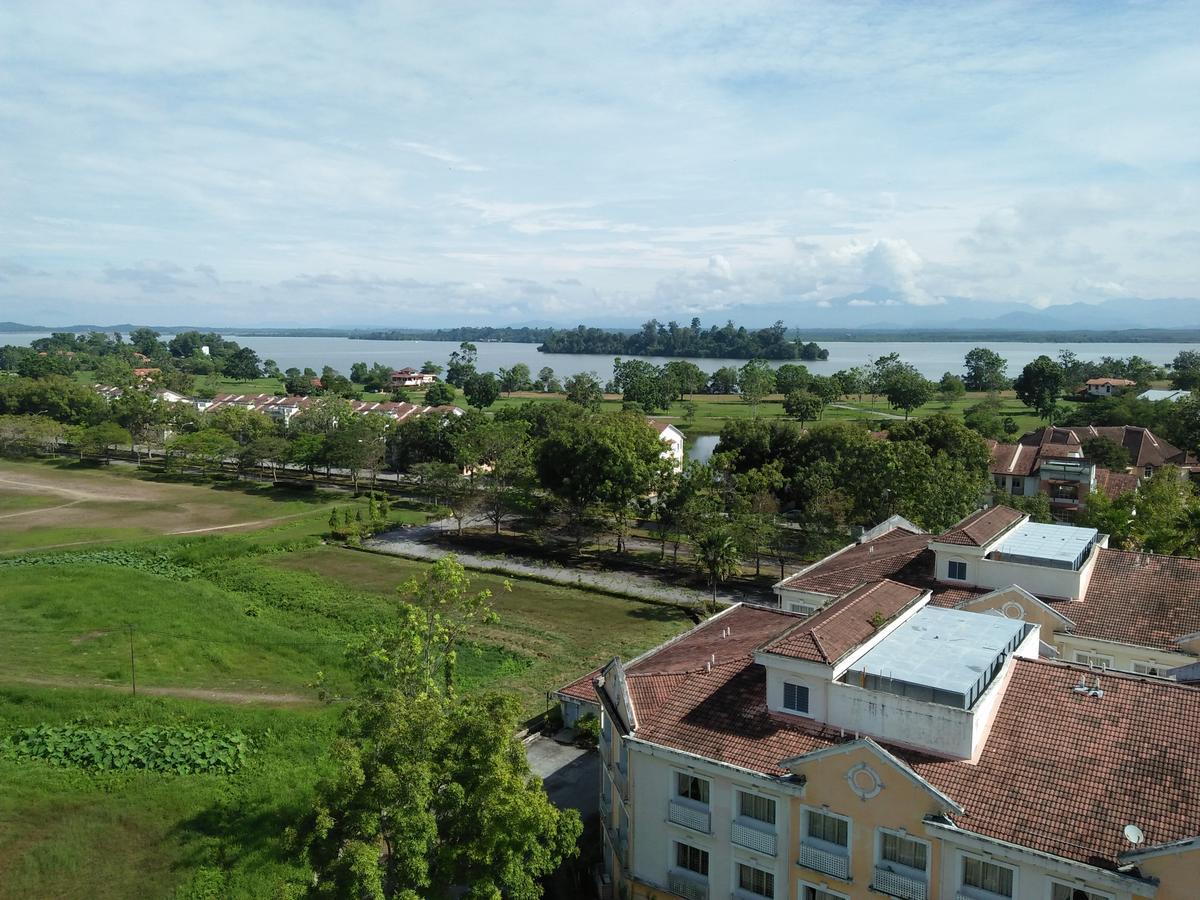 Sanie Guest Room Suria A' Apartment, Bukit Merah Laketown Resort Kampong Kubu Gajah  Zewnętrze zdjęcie